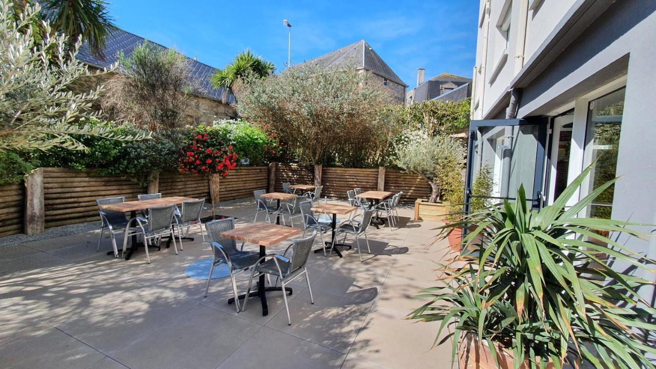 Hotel Les Pieux En Cotentin Buitenkant foto