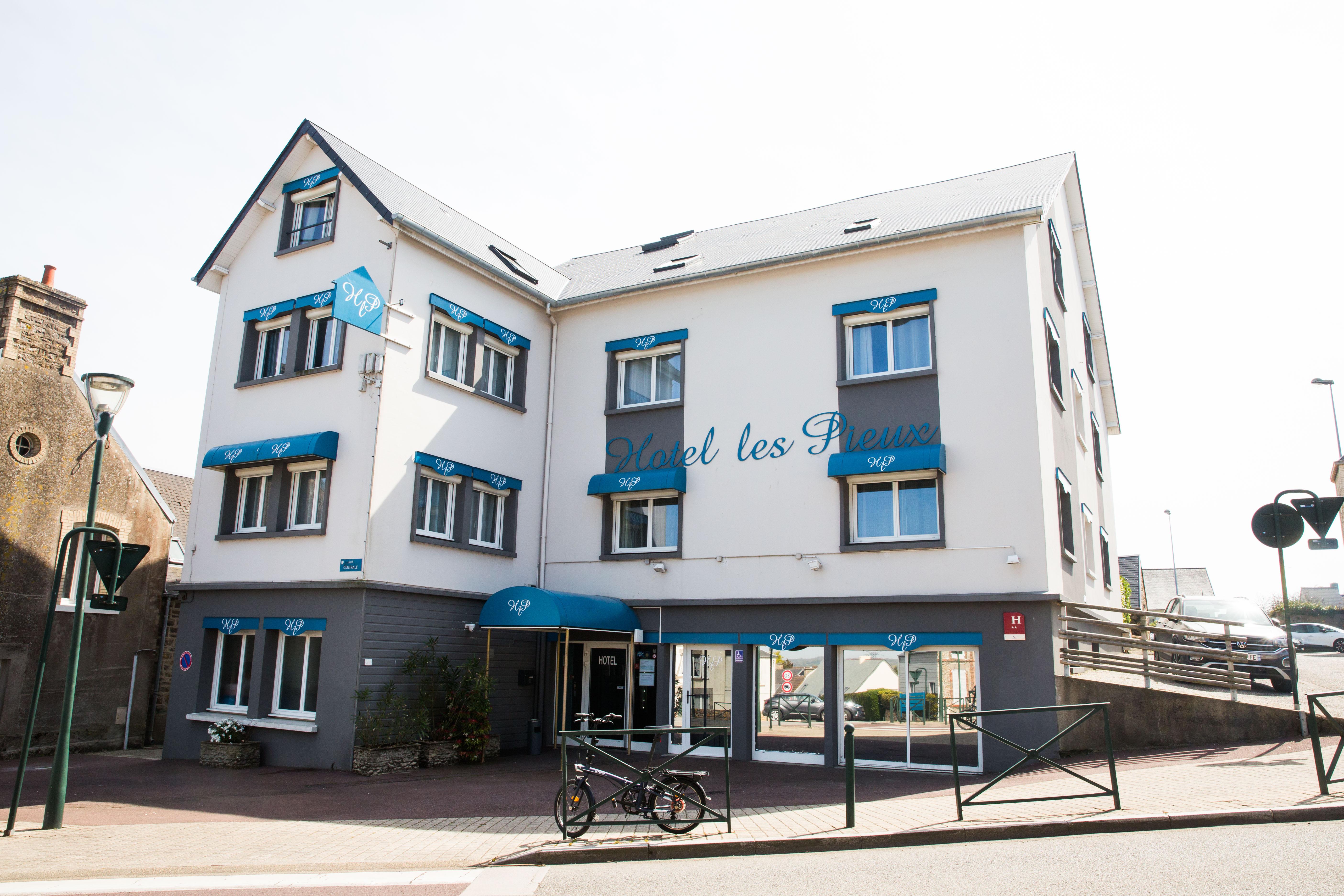 Hotel Les Pieux En Cotentin Buitenkant foto